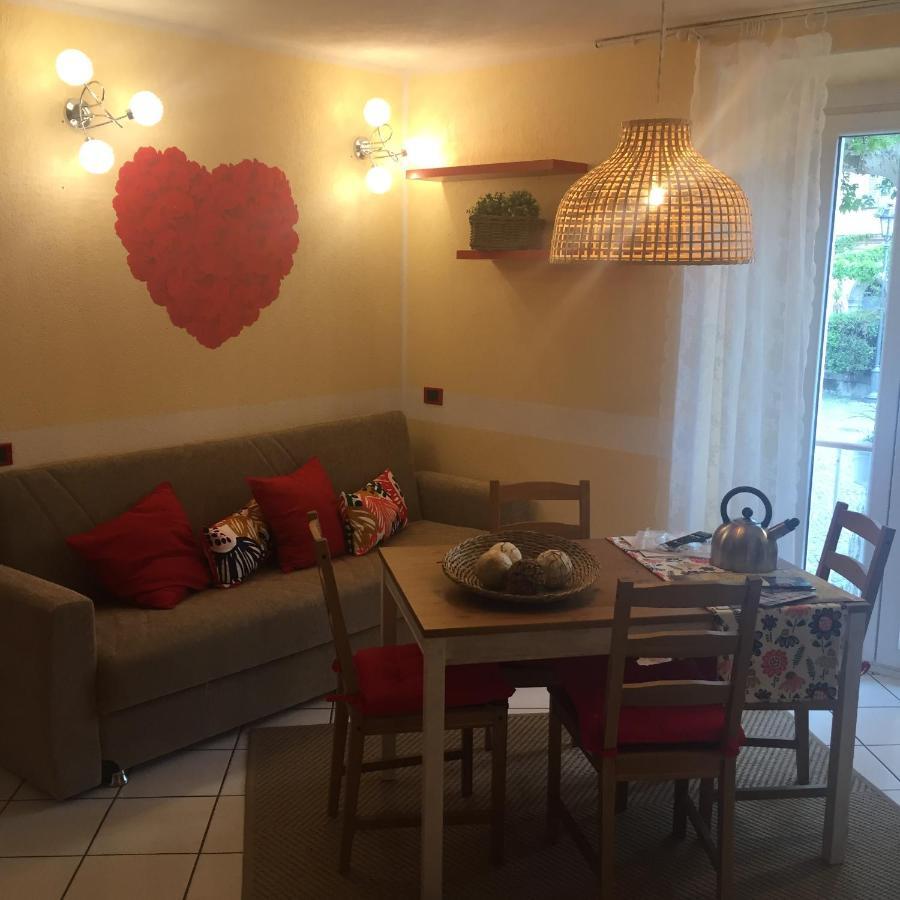 Petitbijou Appartement Varenna Buitenkant foto