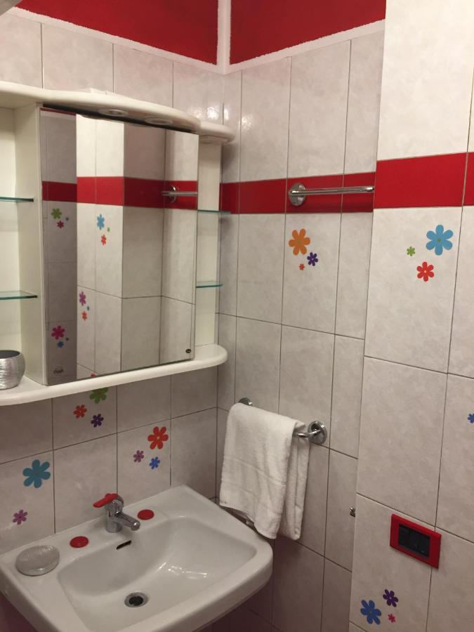 Petitbijou Appartement Varenna Buitenkant foto