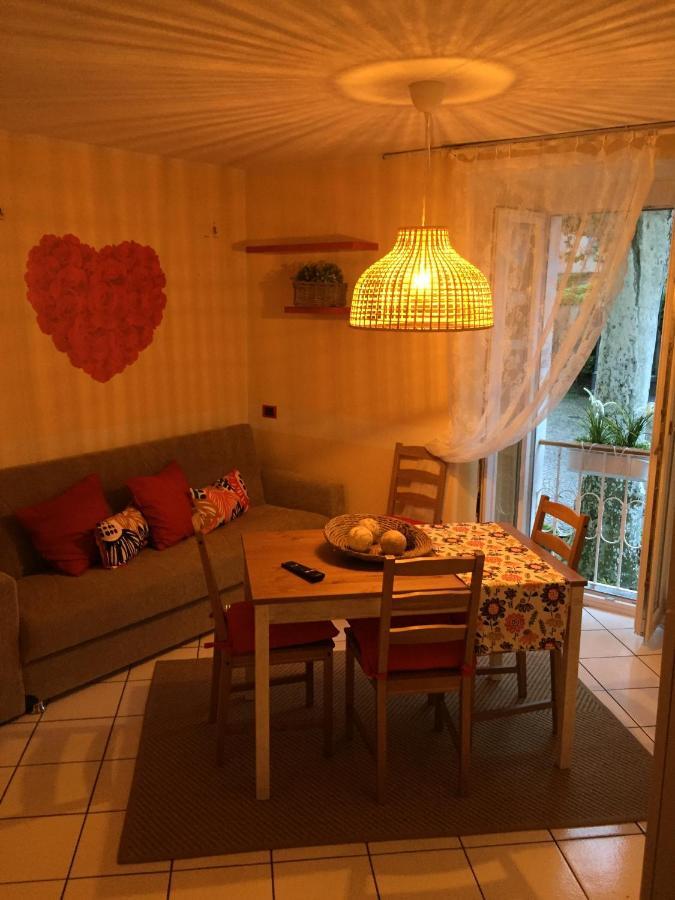 Petitbijou Appartement Varenna Buitenkant foto